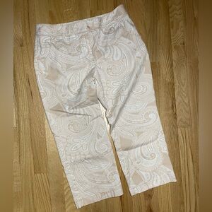 Ann Taylor Tan & White Paisley Print Capri Crop Pant, Size 8
